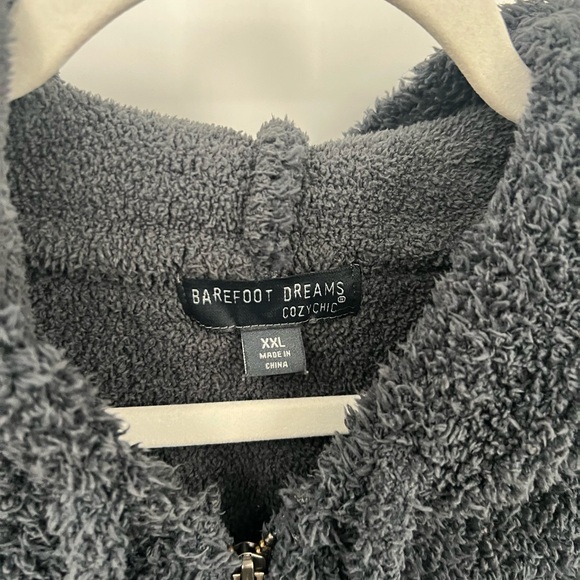 Barefoot Dreams cozy chic hoodie pullover - Picture 6 of 8